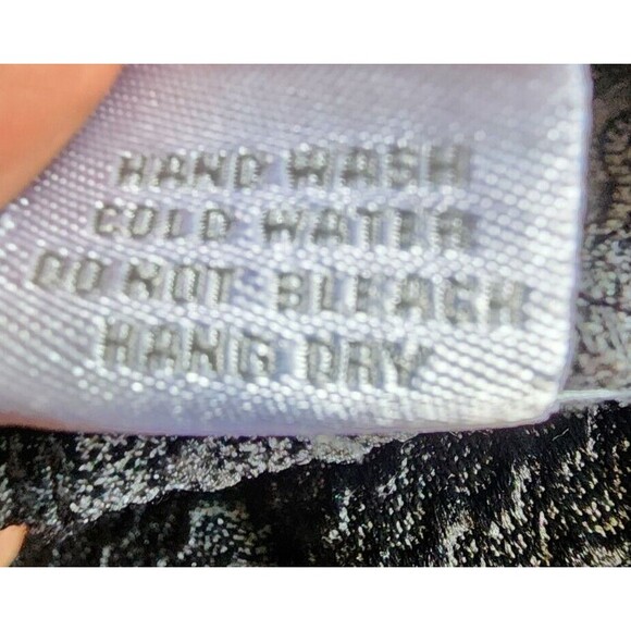 Charlotte Russe Bandage Wrap Top Black Size XL - Picture 8 of 8